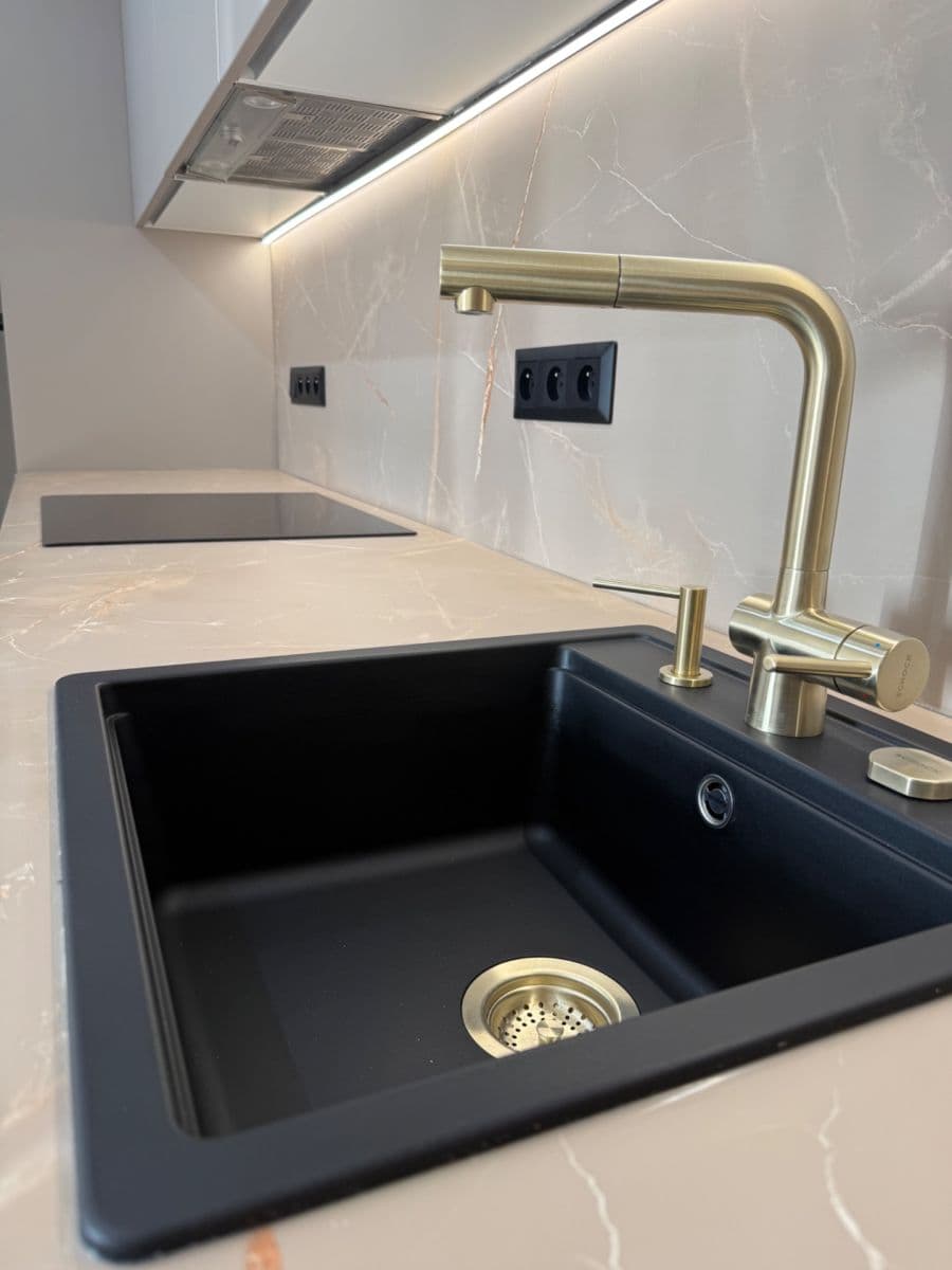 Predaj bytu 2-izbový 46 m², Generála Janouška, Praha, Praha Predaj bytu 2-izbový 46 m², Generála Janouška, Praha, Praha