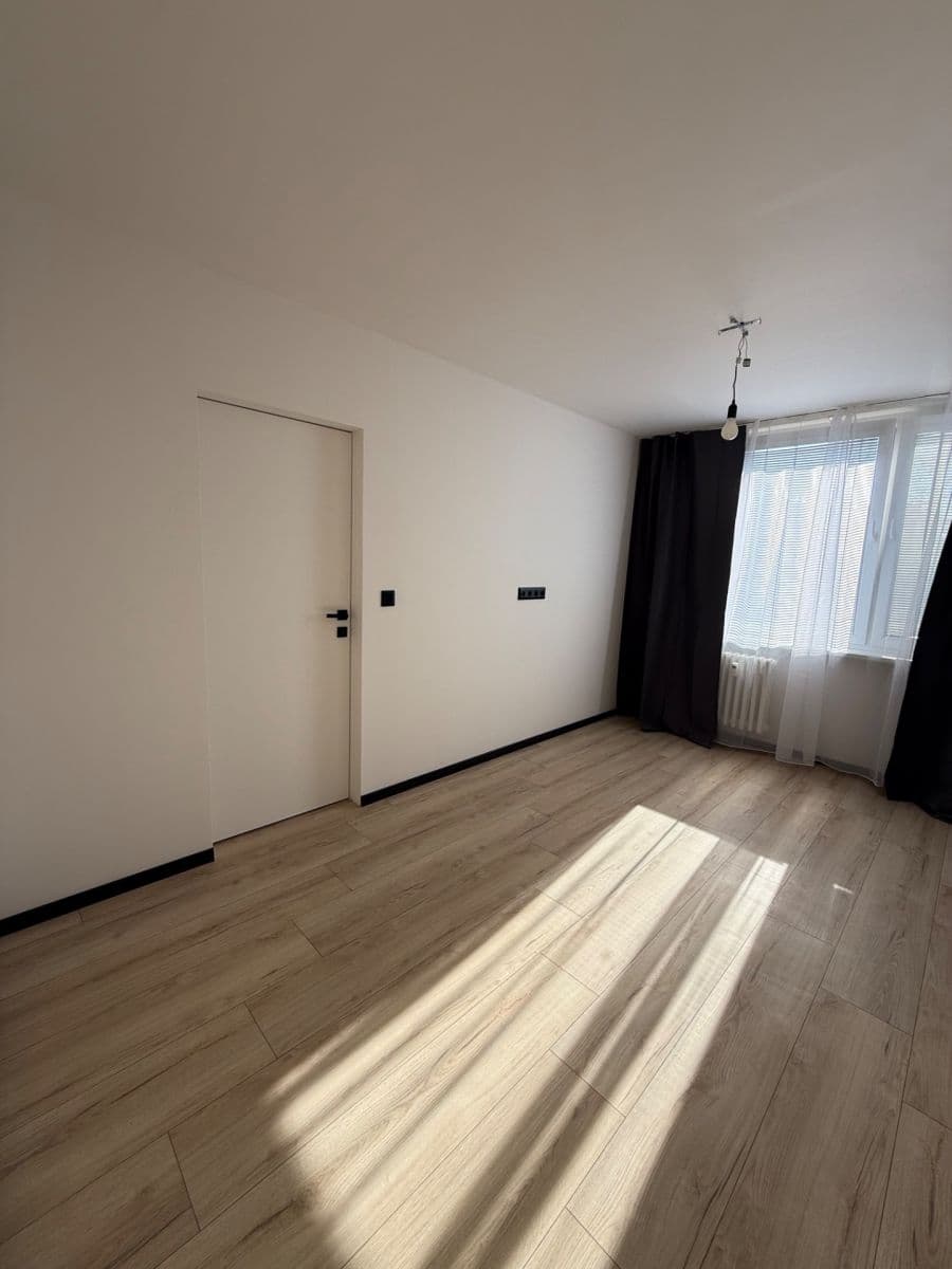 Predaj bytu 2-izbový 46 m², Generála Janouška, Praha, Praha Predaj bytu 2-izbový 46 m², Generála Janouška, Praha, Praha