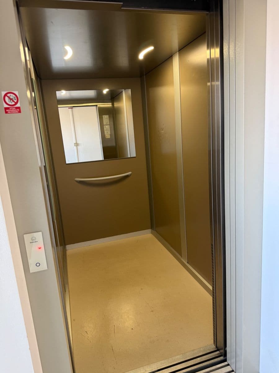 Predaj bytu 2-izbový 46 m², Generála Janouška, Praha, Praha Predaj bytu 2-izbový 46 m², Generála Janouška, Praha, Praha