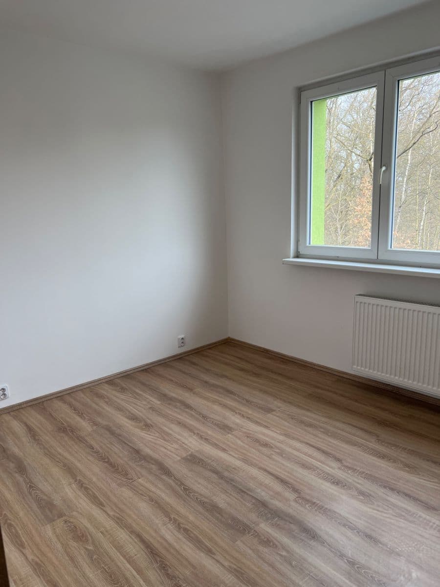 Predaj bytu 2-izbový 44 m², Sídliště pod Ralskem, Mimoň, Liberecký kraj Predaj bytu 2-izbový 44 m², Sídliště pod Ralskem, Mimoň, Liberecký kraj