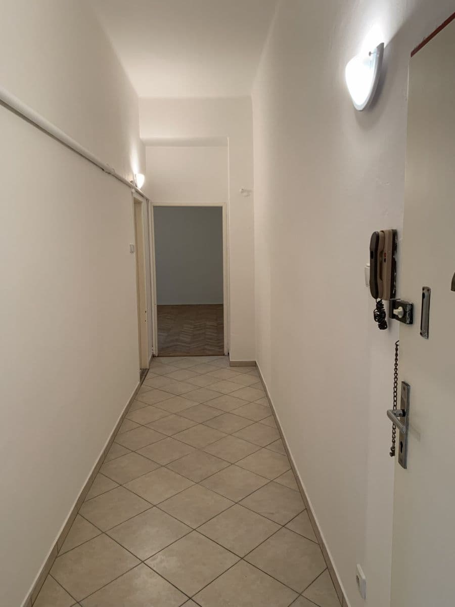 Prenájom bytu 1-izbový 47 m², Jana Želivského, Praha, Praha Prenájom bytu 1-izbový 47 m², Jana Želivského, Praha, Praha