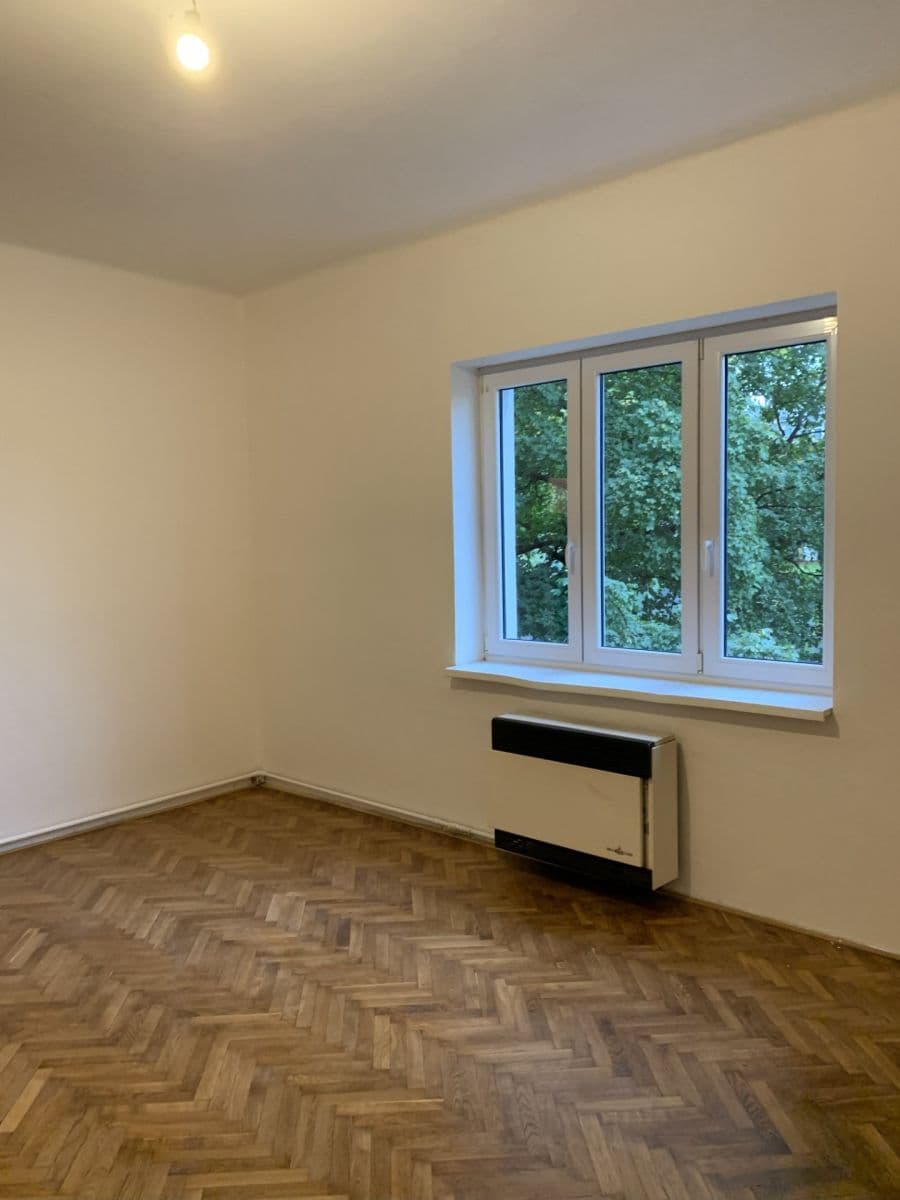 Prenájom bytu 1-izbový 47 m², Jana Želivského, Praha, Praha Prenájom bytu 1-izbový 47 m², Jana Želivského, Praha, Praha