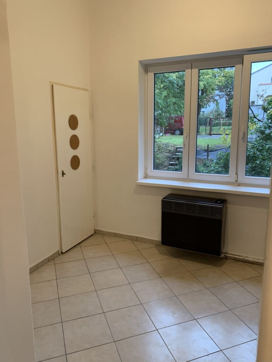 Prenájom bytu 1-izbový 47 m², Jana Želivského, Praha, Praha Prenájom bytu 1-izbový 47 m², Jana Želivského, Praha, Praha