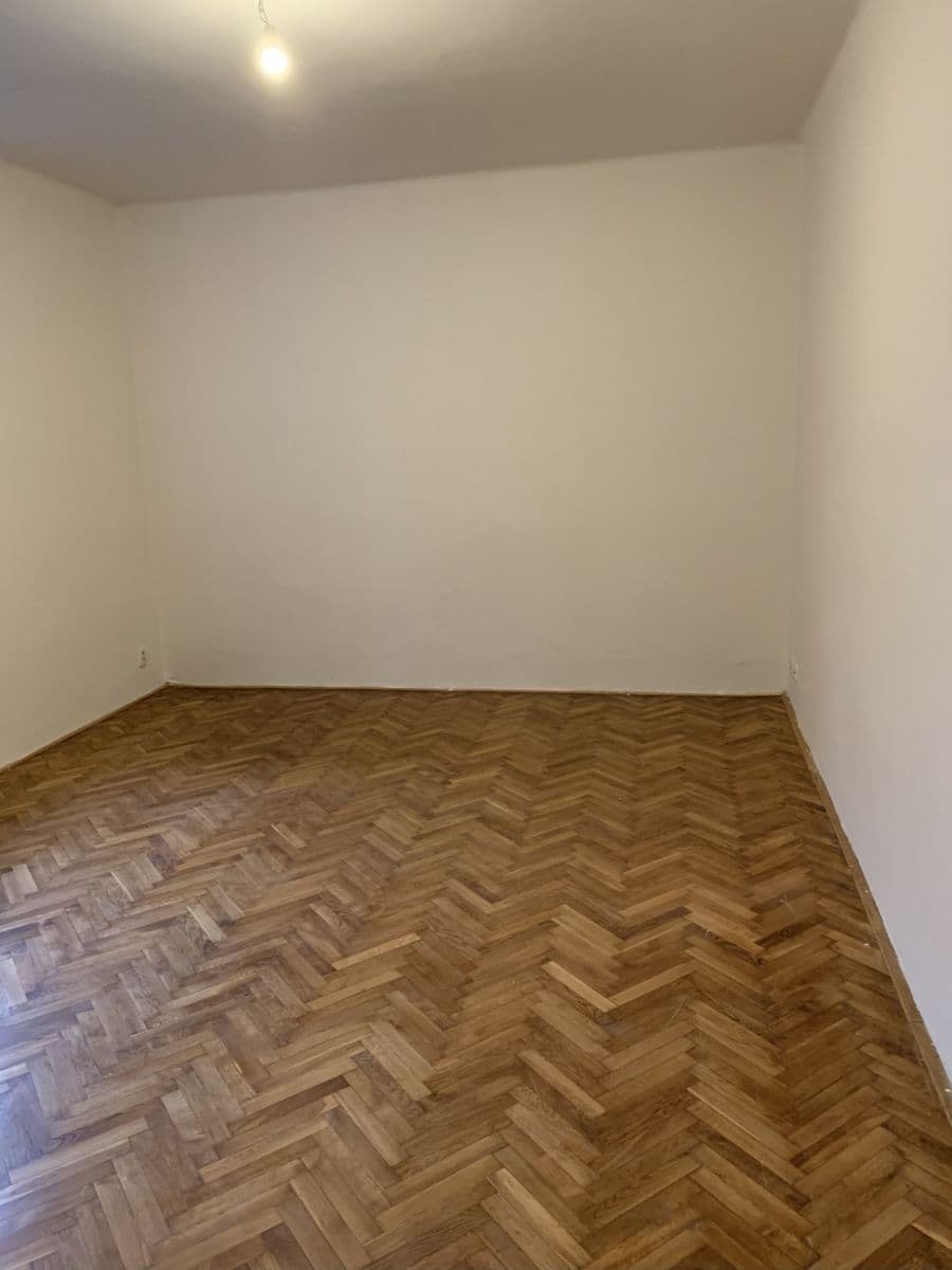 Prenájom bytu 1-izbový 47 m², Jana Želivského, Praha, Praha Prenájom bytu 1-izbový 47 m², Jana Želivského, Praha, Praha