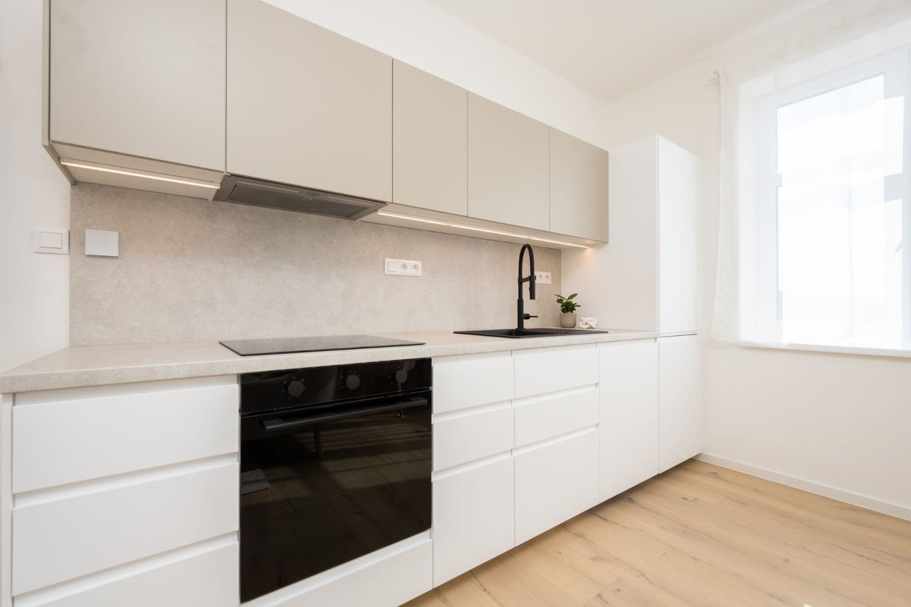 Predaj bytu 3-izbový 56 m², Mírová, Brno, Jihomoravský kraj Predaj bytu 3-izbový 56 m², Mírová, Brno, Jihomoravský kraj