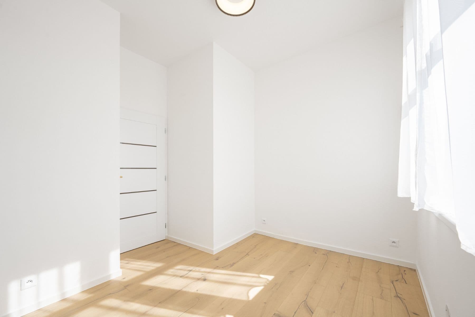 Predaj bytu 3-izbový 56 m², Mírová, Brno, Jihomoravský kraj Predaj bytu 3-izbový 56 m², Mírová, Brno, Jihomoravský kraj