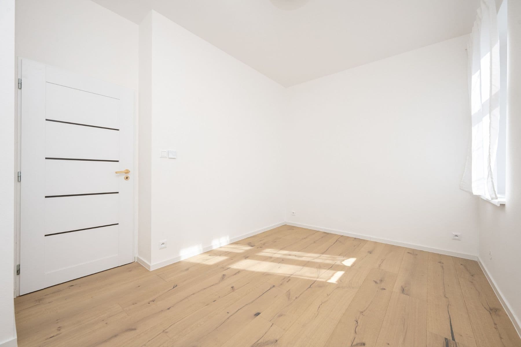 Predaj bytu 3-izbový 56 m², Mírová, Brno, Jihomoravský kraj Predaj bytu 3-izbový 56 m², Mírová, Brno, Jihomoravský kraj