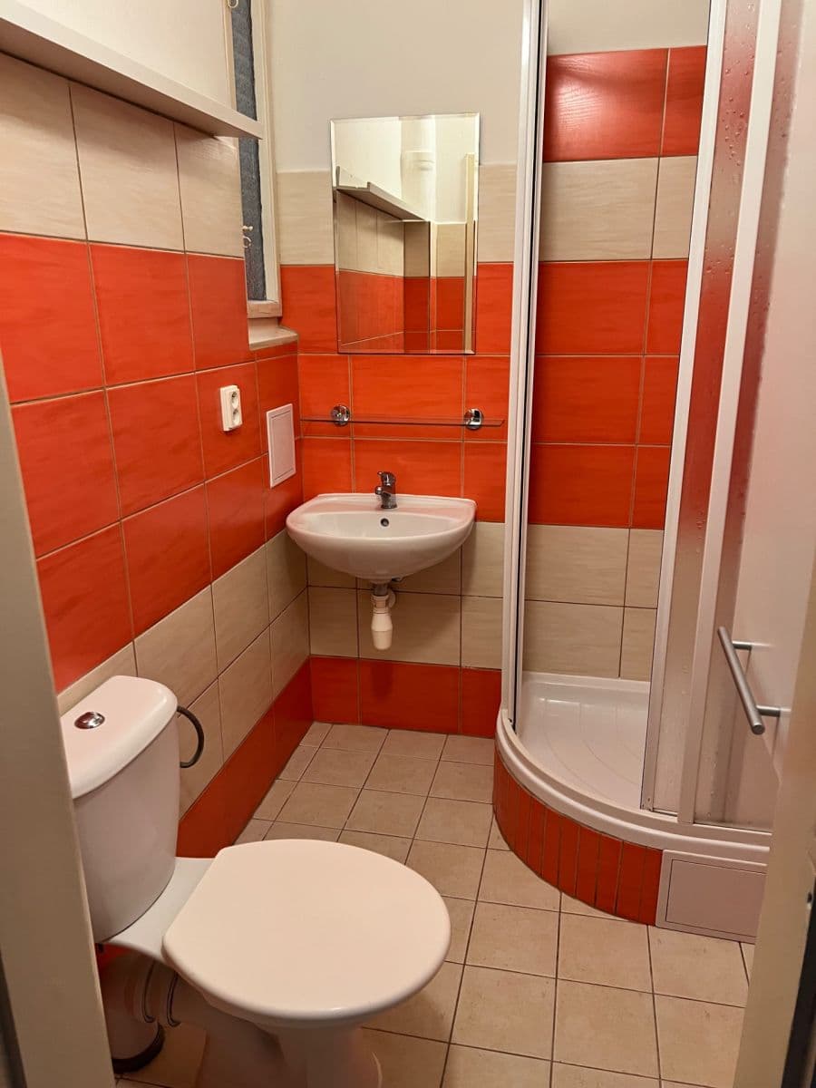 Prenájom bytu 1-izbový 24 m², Hartigova, Praha, Praha Prenájom bytu 1-izbový 24 m², Hartigova, Praha, Praha