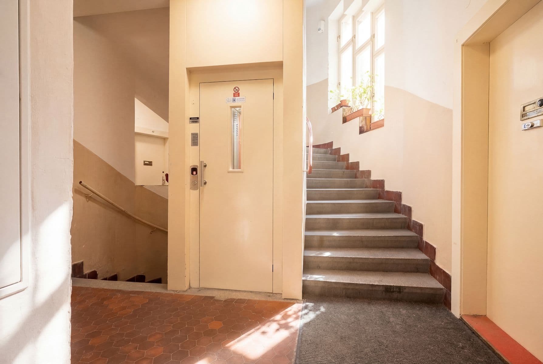 Predaj bytu 4-izbový 115 m², U Smaltovny, Praha, Praha Predaj bytu 4-izbový 115 m², U Smaltovny, Praha, Praha