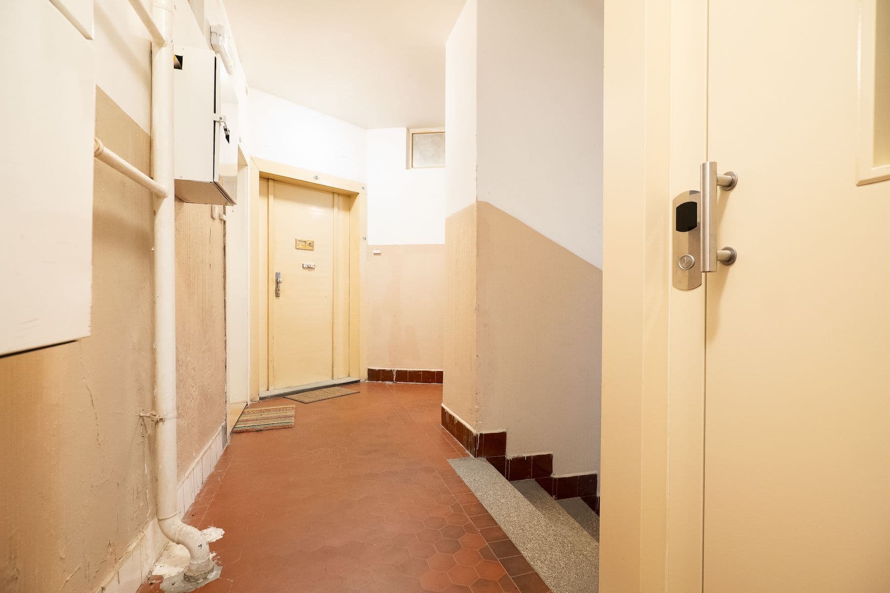 Predaj bytu 4-izbový 115 m², U Smaltovny, Praha, Praha Predaj bytu 4-izbový 115 m², U Smaltovny, Praha, Praha