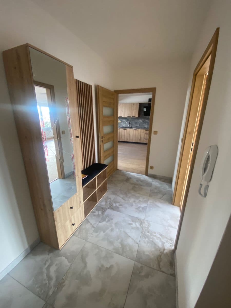 Prenájom bytu 3-izbový 134 m², Na Líše, Praha, Praha Prenájom bytu 3-izbový 134 m², Na Líše, Praha, Praha