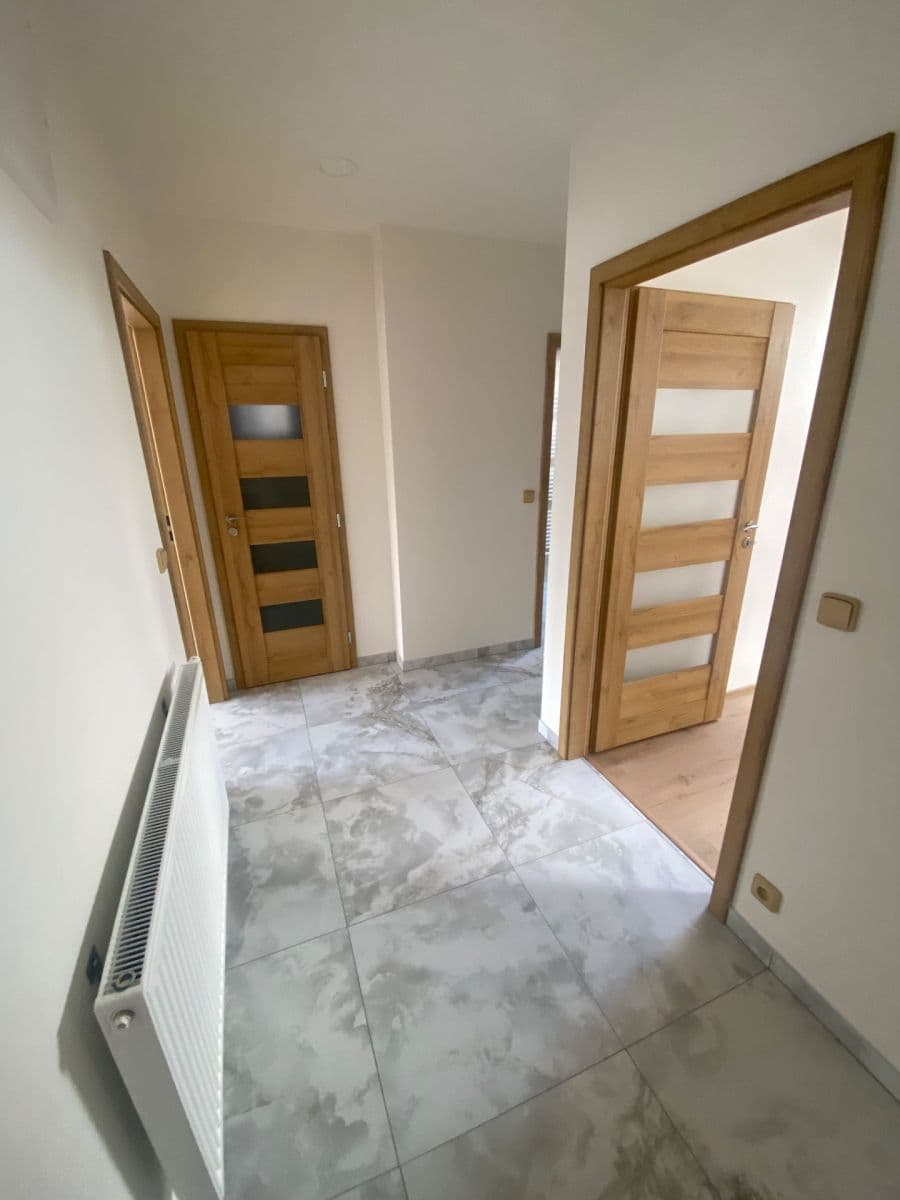 Prenájom bytu 3-izbový 134 m², Na Líše, Praha, Praha Prenájom bytu 3-izbový 134 m², Na Líše, Praha, Praha