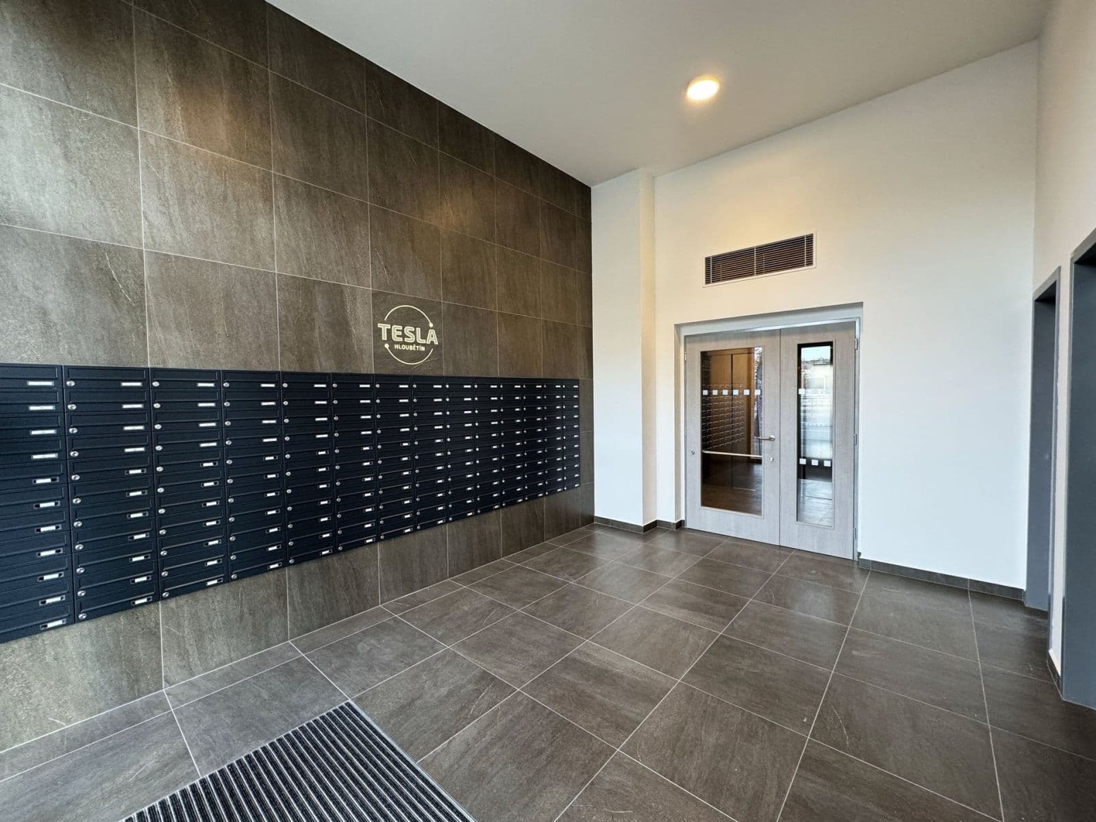 Prenájom bytu 1-izbový 36 m², Domalípova, Praha, Praha Prenájom bytu 1-izbový 36 m², Domalípova, Praha, Praha