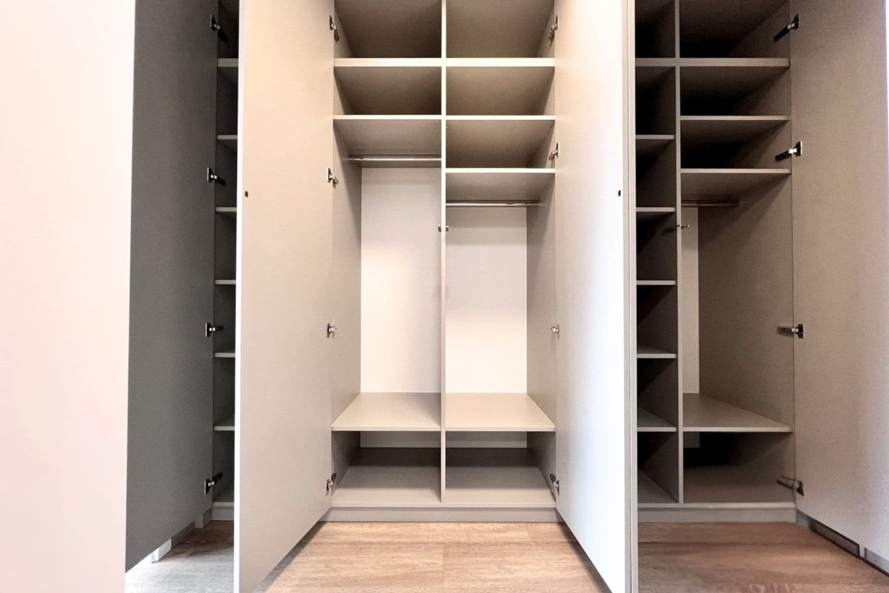 Prenájom bytu 1-izbový 36 m², Domalípova, Praha, Praha Prenájom bytu 1-izbový 36 m², Domalípova, Praha, Praha