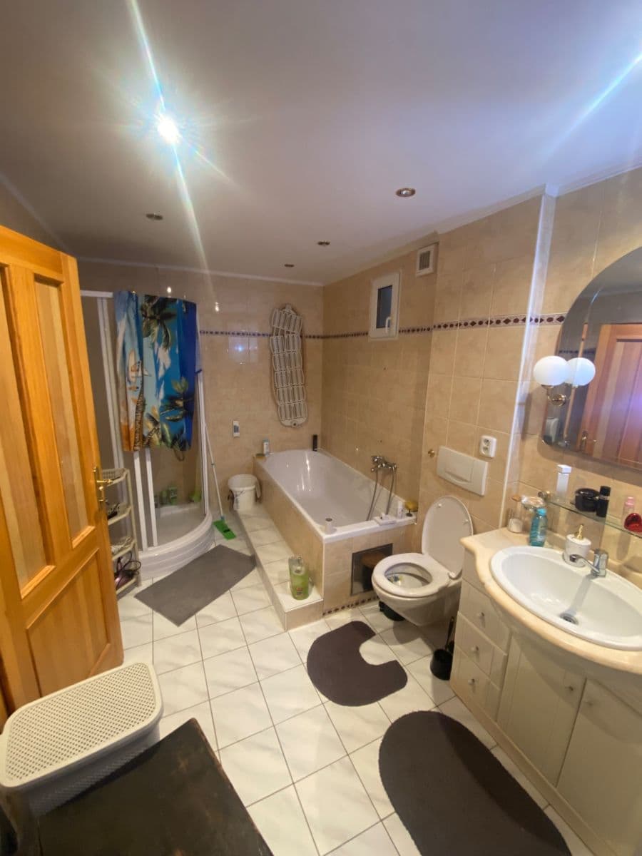 Prenájom bytu 3-izbový 84 m², Na Líše, Praha, Praha Prenájom bytu 3-izbový 84 m², Na Líše, Praha, Praha