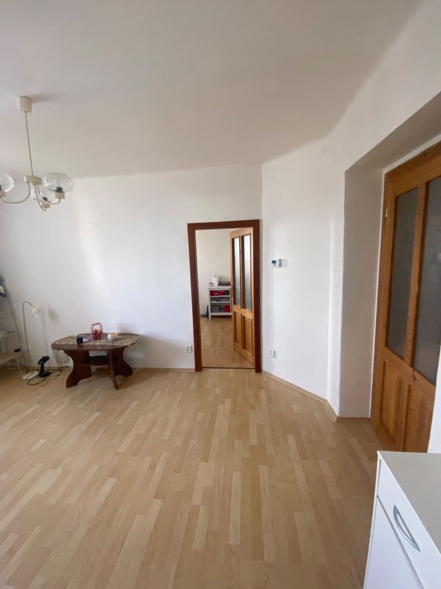Prenájom bytu 3-izbový 84 m², Na Líše, Praha, Praha Prenájom bytu 3-izbový 84 m², Na Líše, Praha, Praha