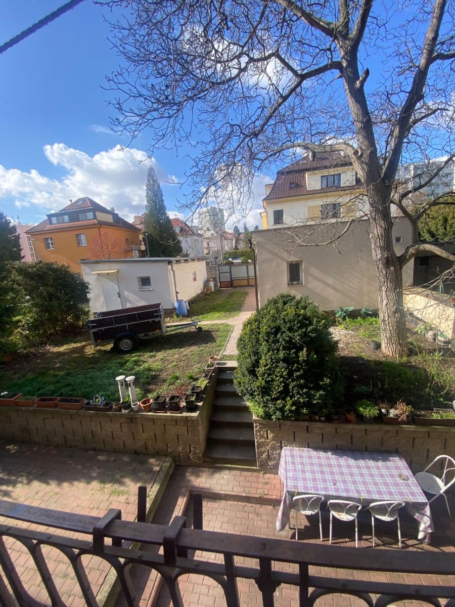 Prenájom bytu 3-izbový 84 m², Na Líše, Praha, Praha Prenájom bytu 3-izbový 84 m², Na Líše, Praha, Praha