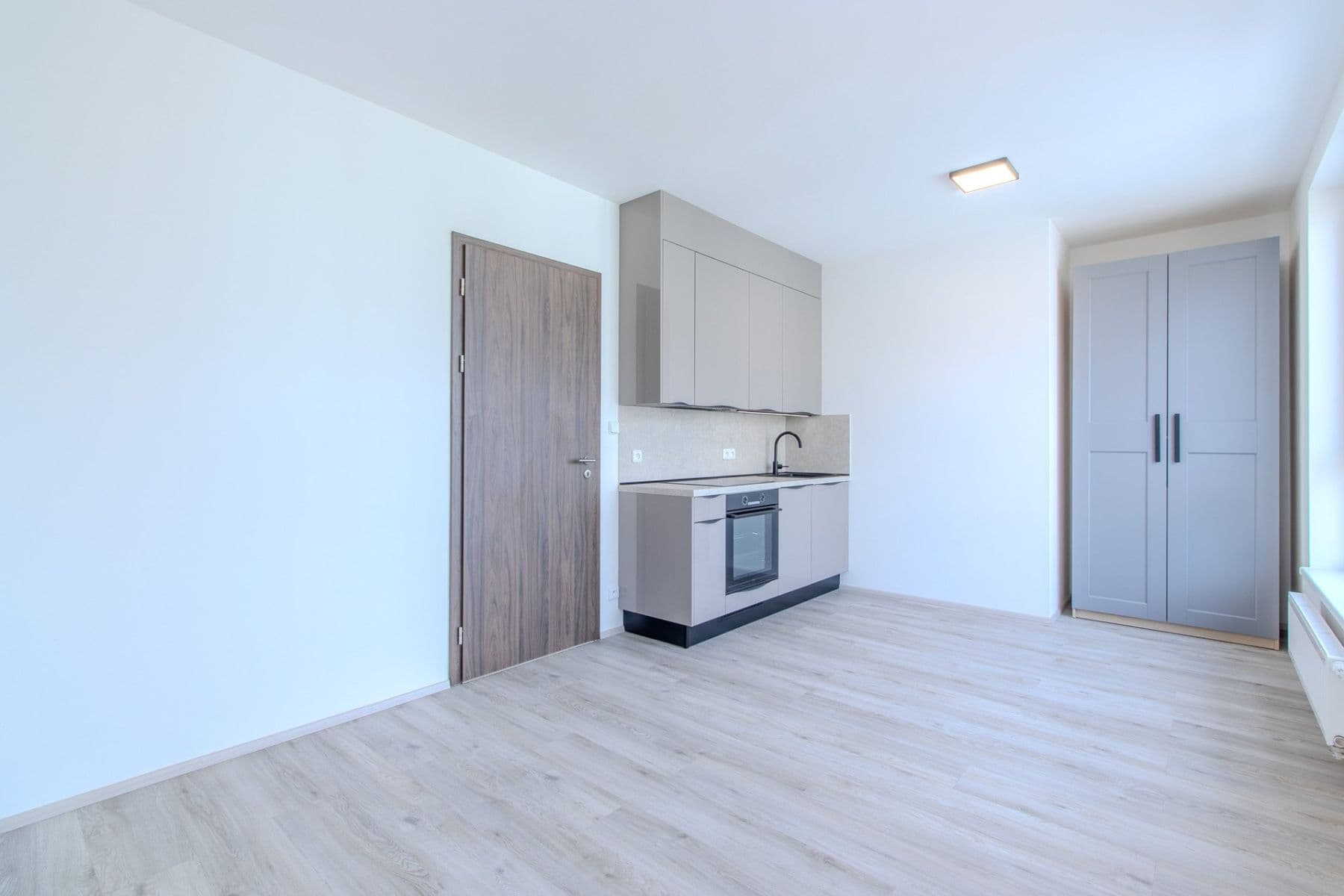 Prenájom bytu 1-izbový 26 m², Stočesova, Praha, Praha Prenájom bytu 1-izbový 26 m², Stočesova, Praha, Praha