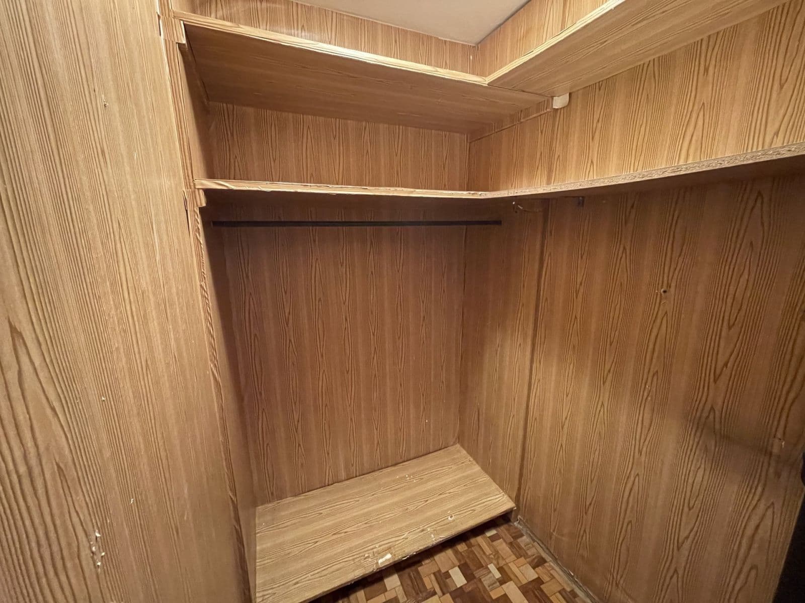 Prenájom bytu 3-izbový 80 m², Volkova, Praha, Praha Prenájom bytu 3-izbový 80 m², Volkova, Praha, Praha