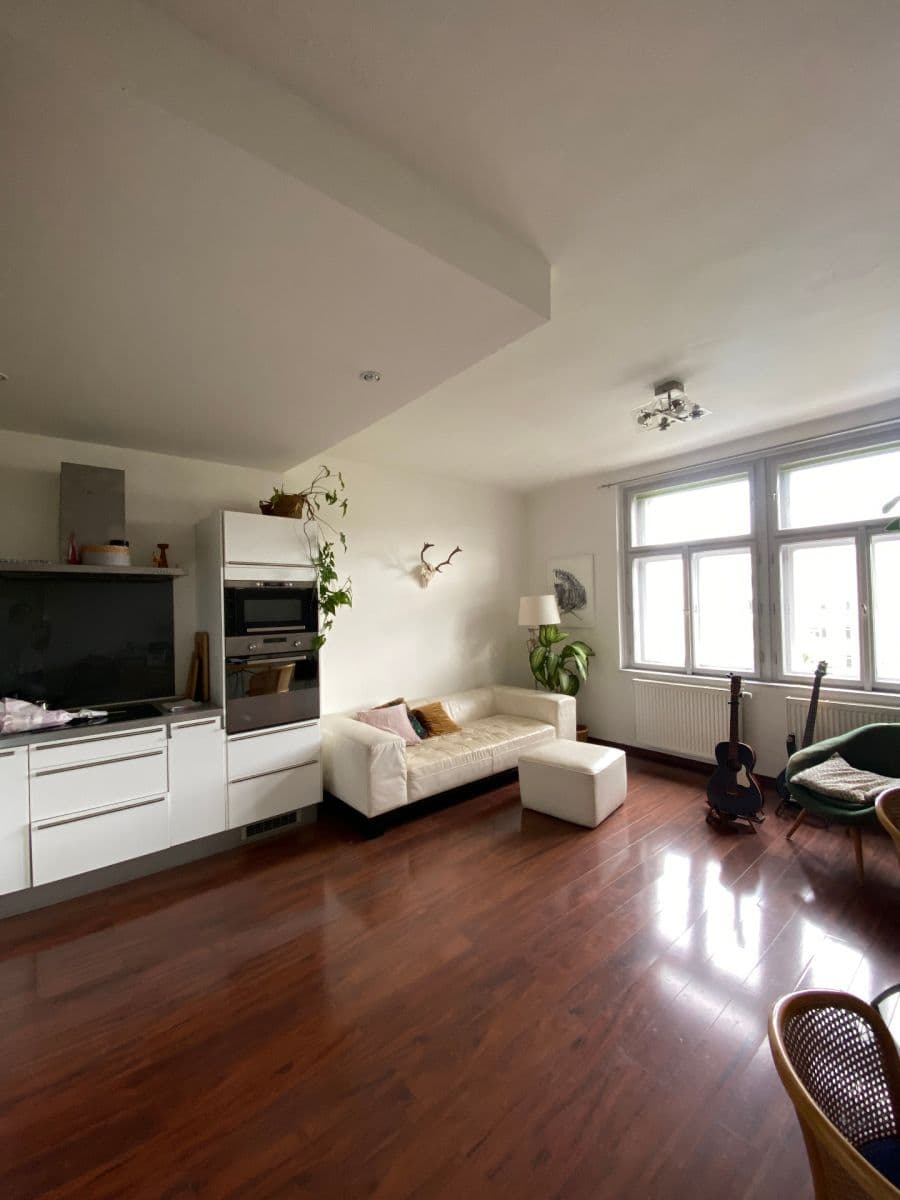 Prenájom bytu 2-izbový 50 m², Na Výšinách, Praha, Praha Prenájom bytu 2-izbový 50 m², Na Výšinách, Praha, Praha