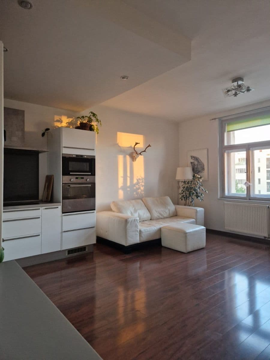 Prenájom bytu 2-izbový 50 m², Na Výšinách, Praha, Praha Prenájom bytu 2-izbový 50 m², Na Výšinách, Praha, Praha