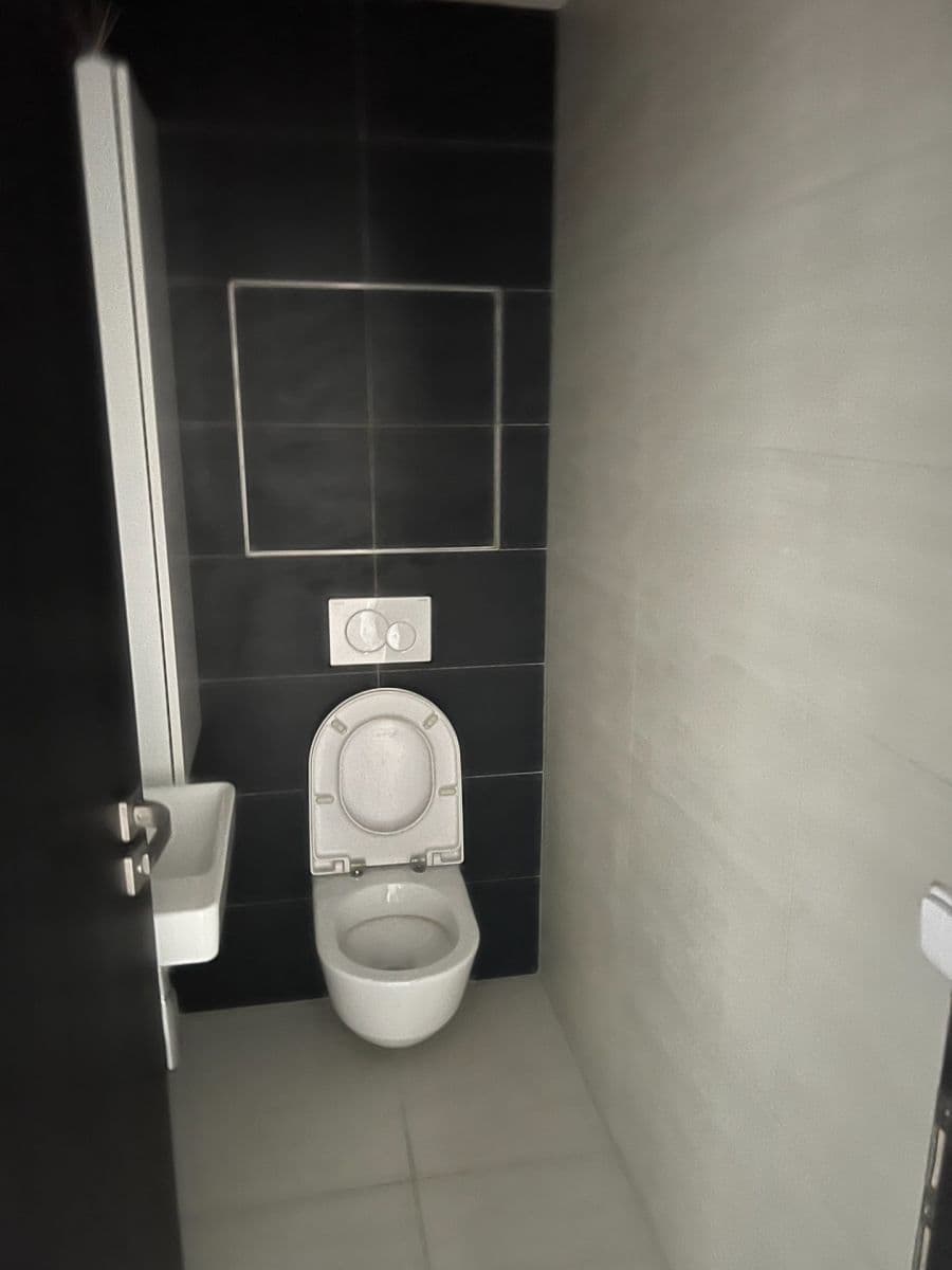 Prenájom bytu 3-izbový 75 m², Kollárova, Brno, Jihomoravský kraj Prenájom bytu 3-izbový 75 m², Kollárova, Brno, Jihomoravský kraj