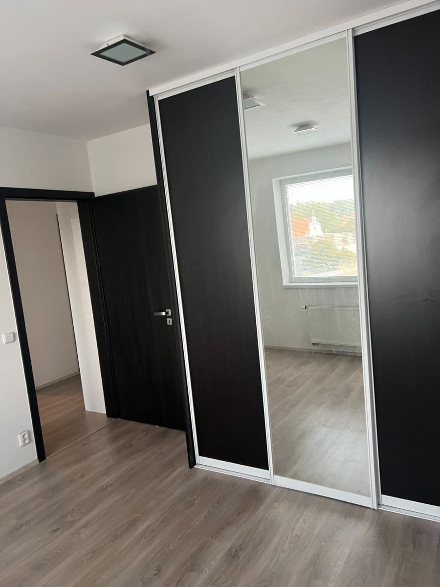 Prenájom bytu 3-izbový 75 m², Kollárova, Brno, Jihomoravský kraj Prenájom bytu 3-izbový 75 m², Kollárova, Brno, Jihomoravský kraj