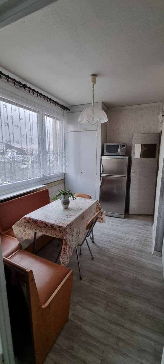 Predaj bytu 2-izbový 61 m², Švestková, Ústí nad Labem, Ústecký kraj Predaj bytu 2-izbový 61 m², Švestková, Ústí nad Labem, Ústecký kraj