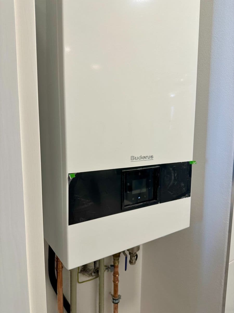 Prenájom bytu 4-izbový 101 m², U Nádražní lávky, Praha, Praha Prenájom bytu 4-izbový 101 m², U Nádražní lávky, Praha, Praha