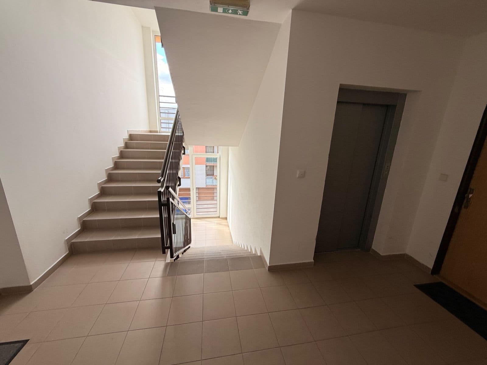 Predaj bytu 3-izbový 91 m², Štefana Majera, Záhorská Bystrica, Bratislavský kraj Predaj bytu 3-izbový 91 m², Štefana Majera, Záhorská Bystrica, Bratislavský kraj