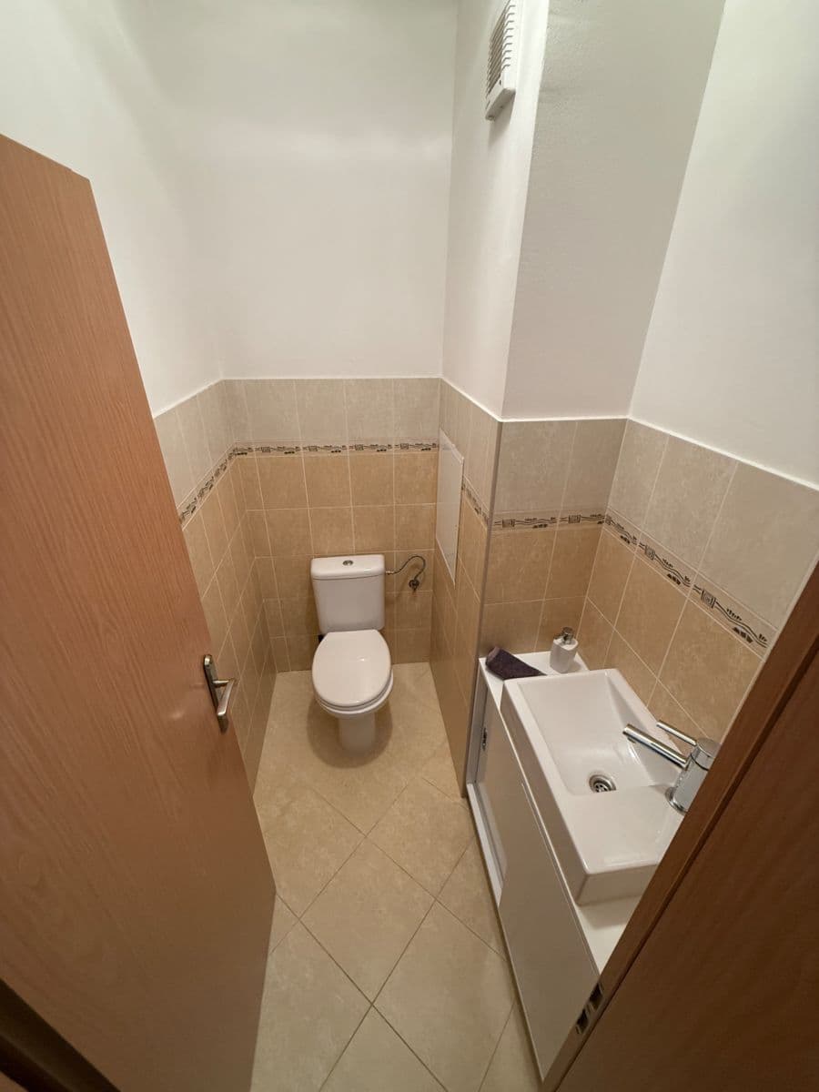 Predaj bytu 3-izbový 91 m², Štefana Majera, Záhorská Bystrica, Bratislavský kraj Predaj bytu 3-izbový 91 m², Štefana Majera, Záhorská Bystrica, Bratislavský kraj