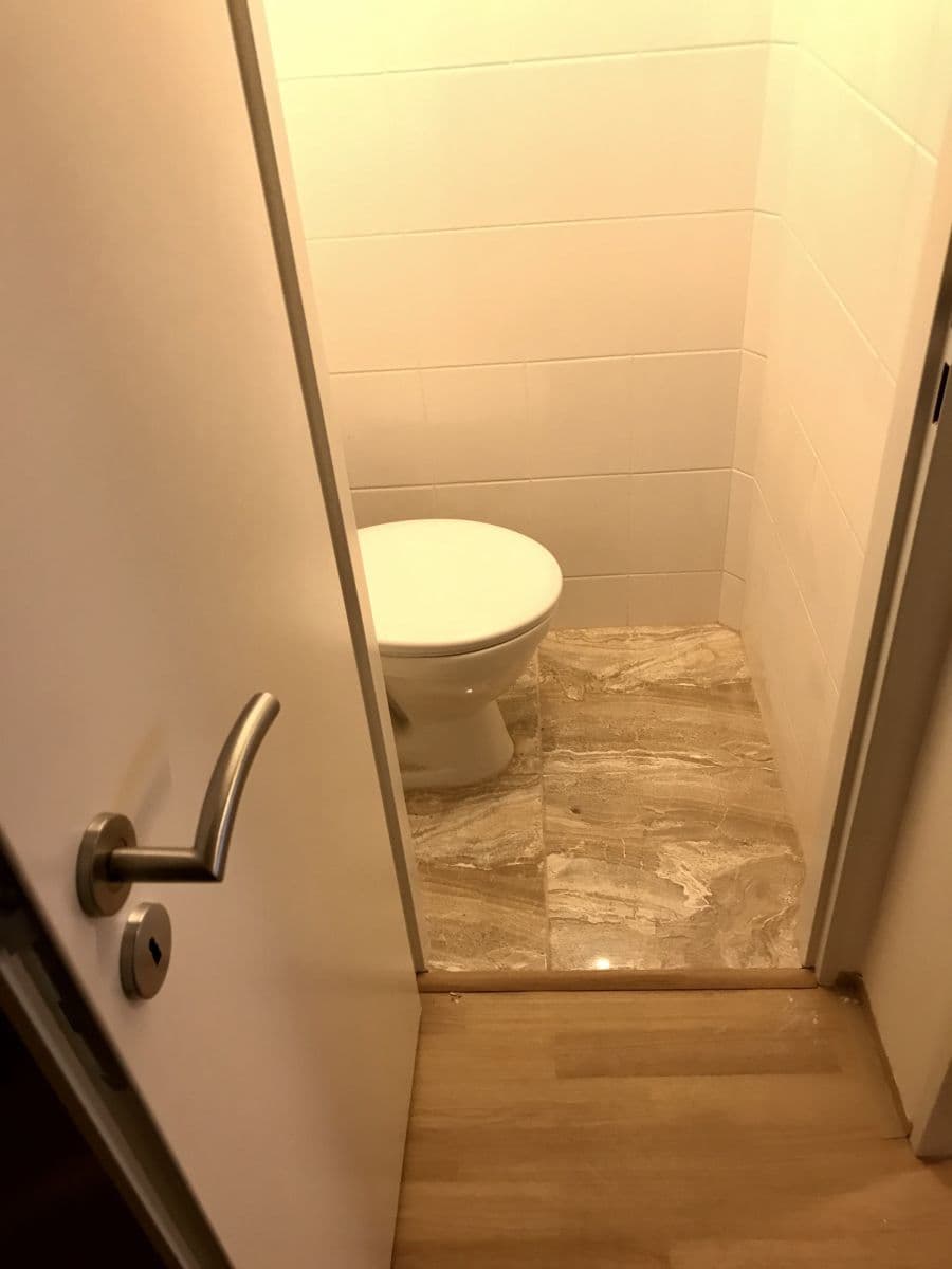 Prenájom bytu 1-izbový 31 m², Pod radnicí, Praha, Praha Prenájom bytu 1-izbový 31 m², Pod radnicí, Praha, Praha