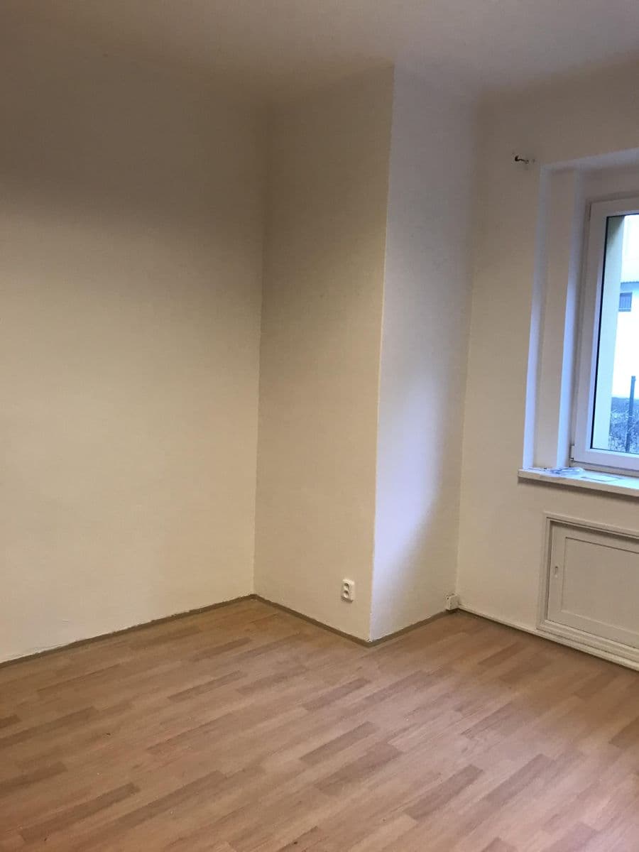 Prenájom bytu 1-izbový 31 m², Pod radnicí, Praha, Praha Prenájom bytu 1-izbový 31 m², Pod radnicí, Praha, Praha