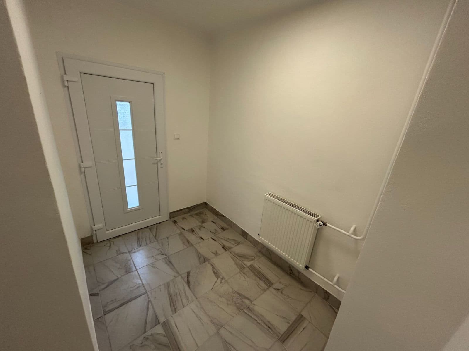 Prenájom bytu 3-izbový 100 m², Skrýšovská, Pelhřimov, Kraj Vysočina Prenájom bytu 3-izbový 100 m², Skrýšovská, Pelhřimov, Kraj Vysočina