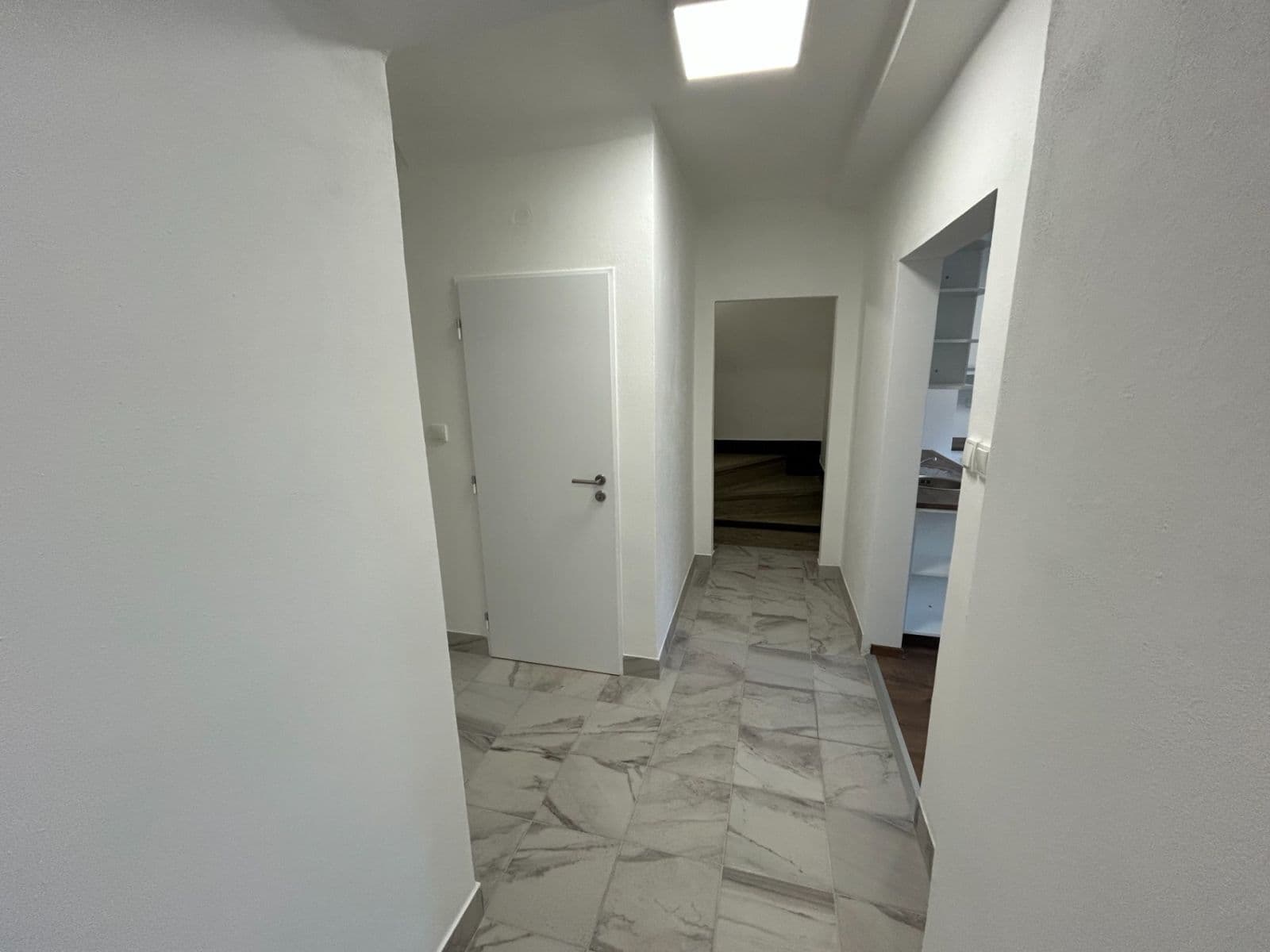 Prenájom bytu 3-izbový 100 m², Skrýšovská, Pelhřimov, Kraj Vysočina Prenájom bytu 3-izbový 100 m², Skrýšovská, Pelhřimov, Kraj Vysočina