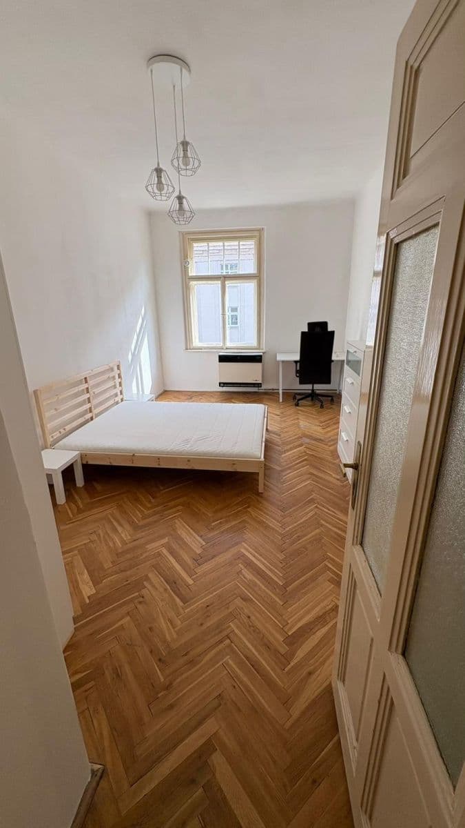 Prenájom bytu 2-izbový 62 m², Lucemburská, Praha, Praha Prenájom bytu 2-izbový 62 m², Lucemburská, Praha, Praha