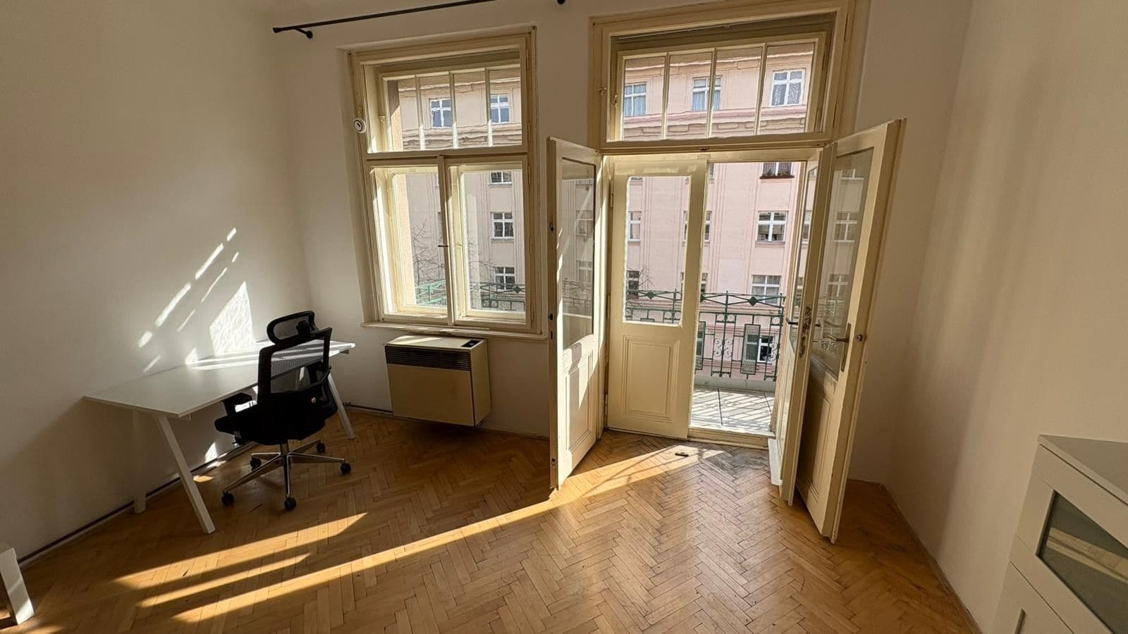 Prenájom bytu 2-izbový 62 m², Lucemburská, Praha, Praha Prenájom bytu 2-izbový 62 m², Lucemburská, Praha, Praha