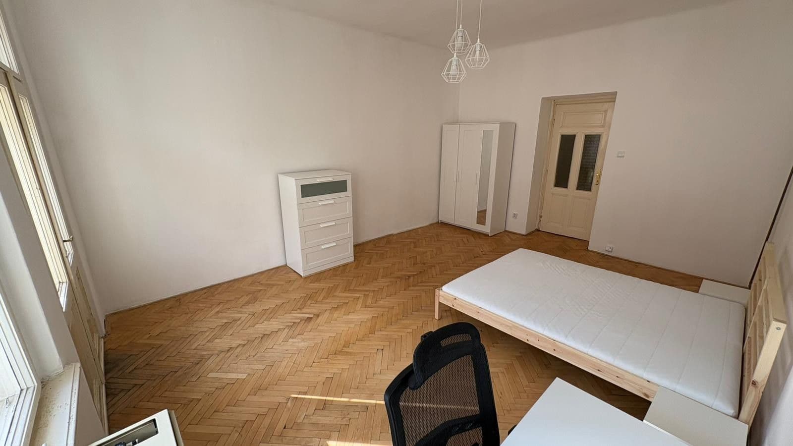 Prenájom bytu 2-izbový 62 m², Lucemburská, Praha, Praha Prenájom bytu 2-izbový 62 m², Lucemburská, Praha, Praha
