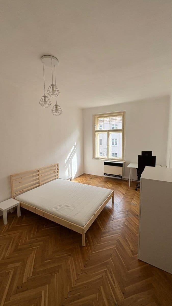 Prenájom bytu 2-izbový 62 m², Lucemburská, Praha, Praha Prenájom bytu 2-izbový 62 m², Lucemburská, Praha, Praha