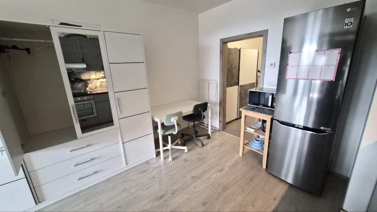 Prenájom bytu 1-izbový 38 m², Štanderova, Praha, Praha Prenájom bytu 1-izbový 38 m², Štanderova, Praha, Praha
