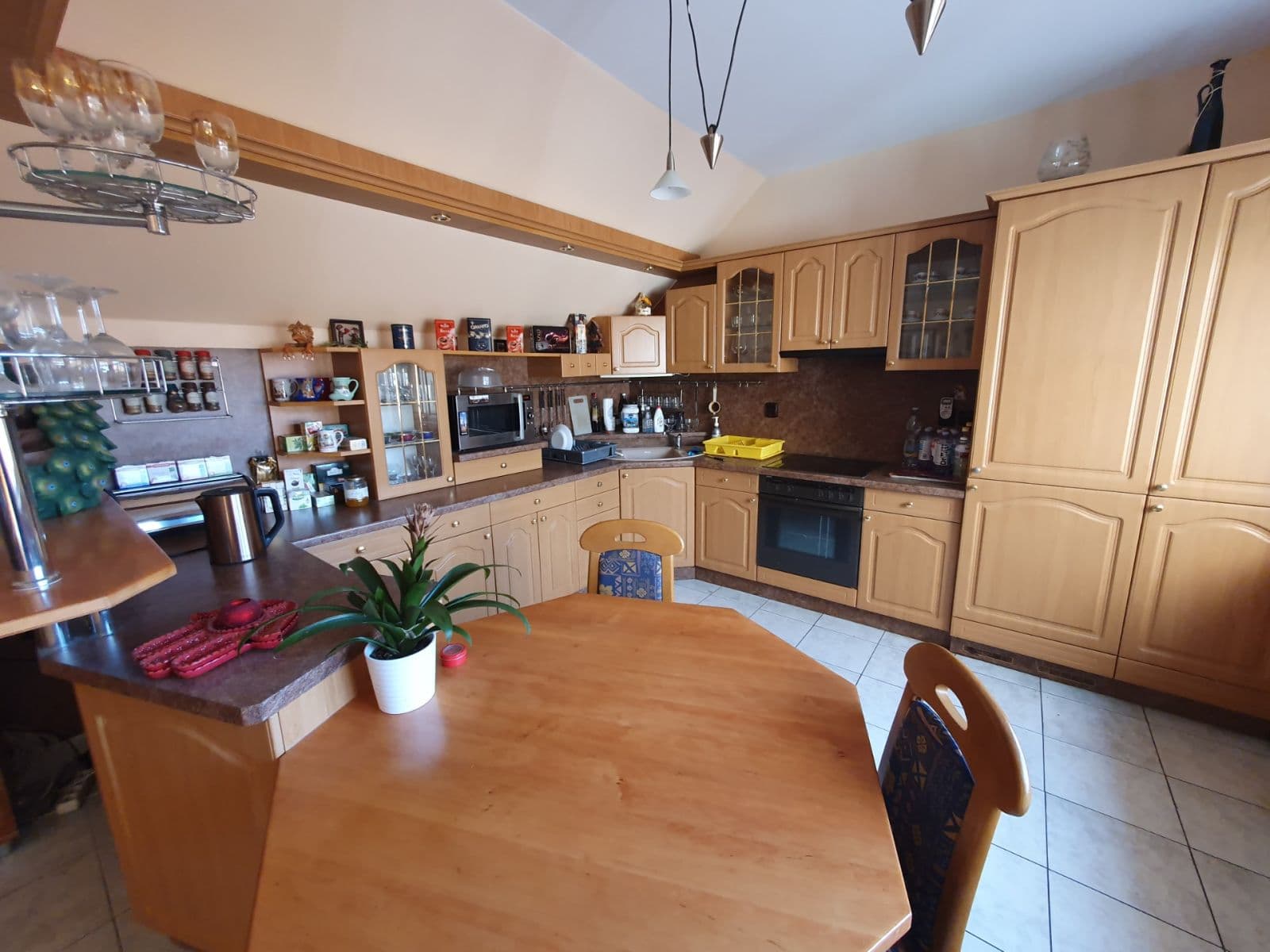 Prenájom bytu 1-izbový 24 m², Kosatcová, Brno, Jihomoravský kraj Prenájom bytu 1-izbový 24 m², Kosatcová, Brno, Jihomoravský kraj