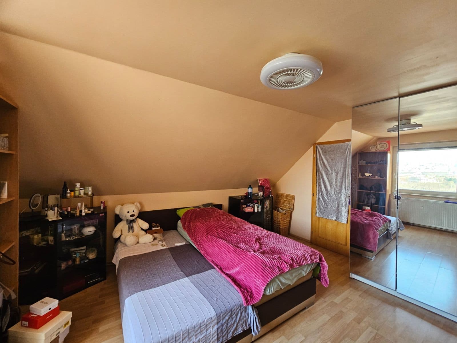 Prenájom bytu 1-izbový 24 m², Kosatcová, Brno, Jihomoravský kraj Prenájom bytu 1-izbový 24 m², Kosatcová, Brno, Jihomoravský kraj