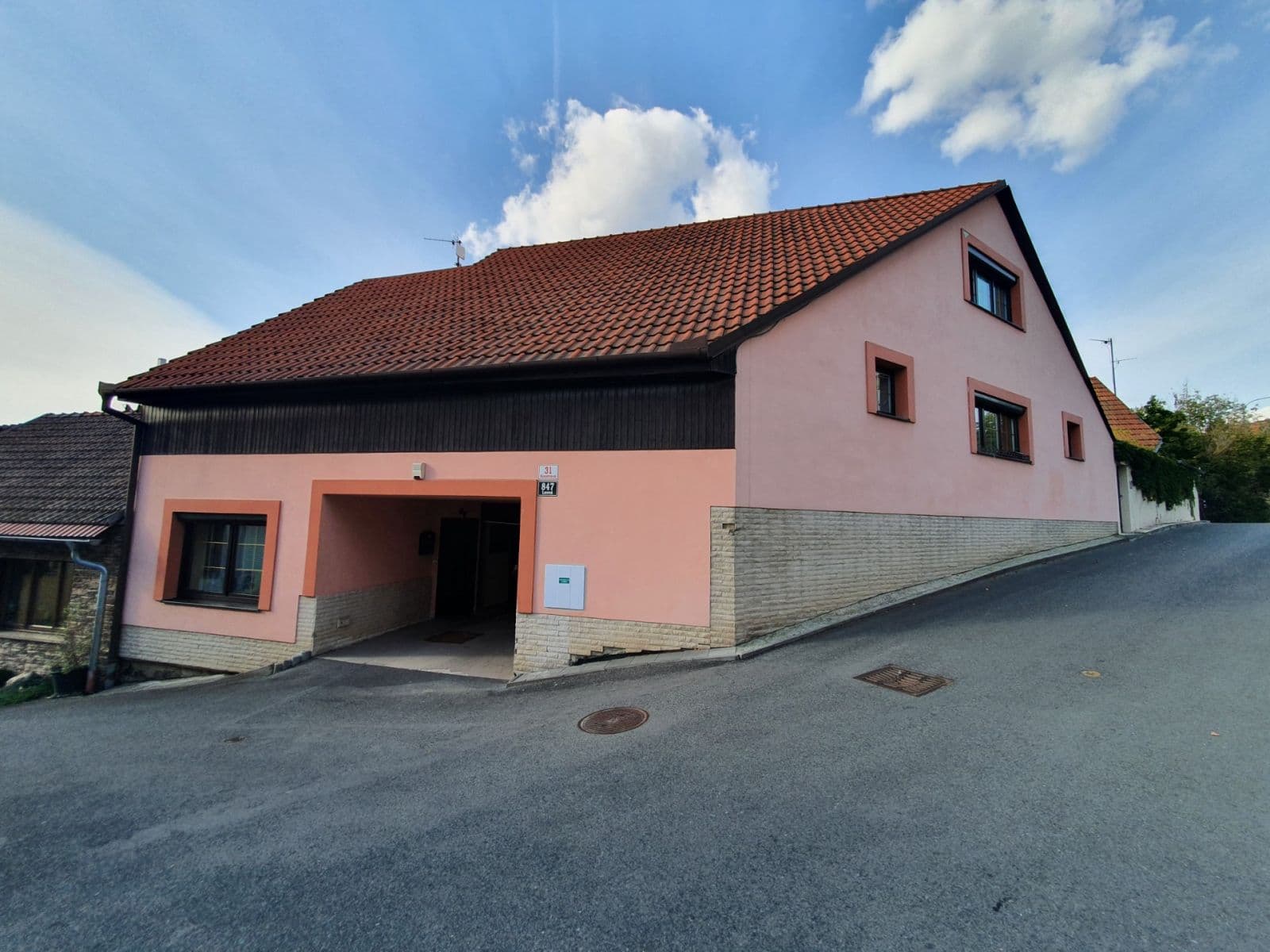 Prenájom bytu 1-izbový 24 m², Kosatcová, Brno, Jihomoravský kraj Prenájom bytu 1-izbový 24 m², Kosatcová, Brno, Jihomoravský kraj