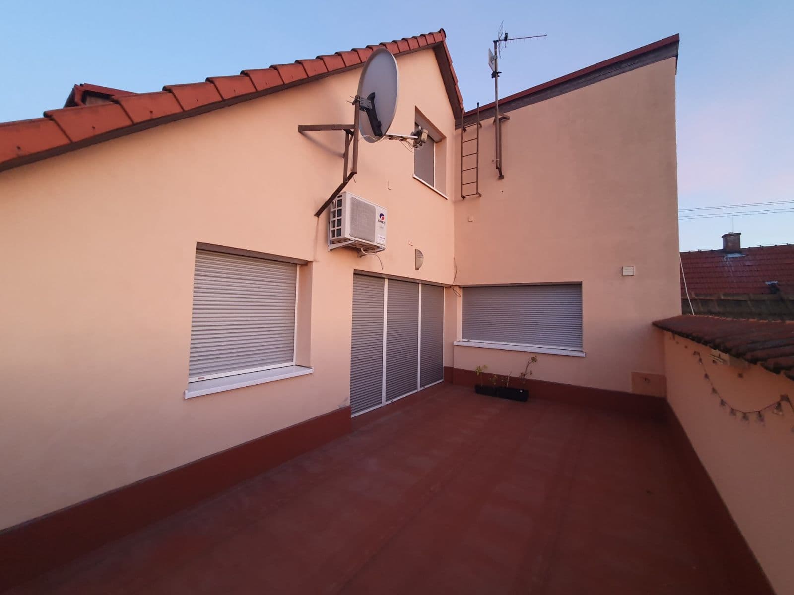 Prenájom bytu 1-izbový 24 m², Kosatcová, Brno, Jihomoravský kraj Prenájom bytu 1-izbový 24 m², Kosatcová, Brno, Jihomoravský kraj