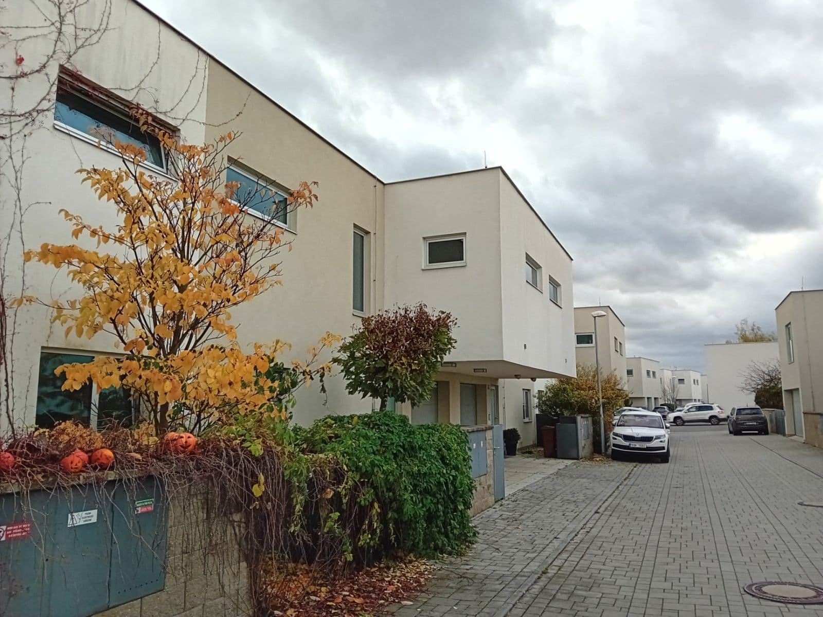 Predaj domu 125 m², pozemek 185 m², Terasy IV, Unhošť, Středočeský kraj Predaj domu 125 m², pozemek 185 m², Terasy IV, Unhošť, Středočeský kraj