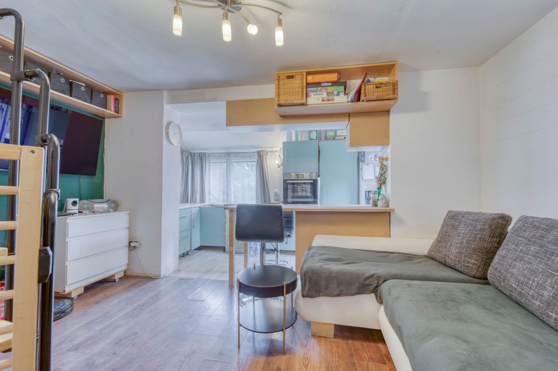 Predaj rekreačného objektu 51 m², pozemek 385 m², Psáry, Středočeský kraj Predaj rekreačného objektu 51 m², pozemek 385 m², Psáry, Středočeský kraj