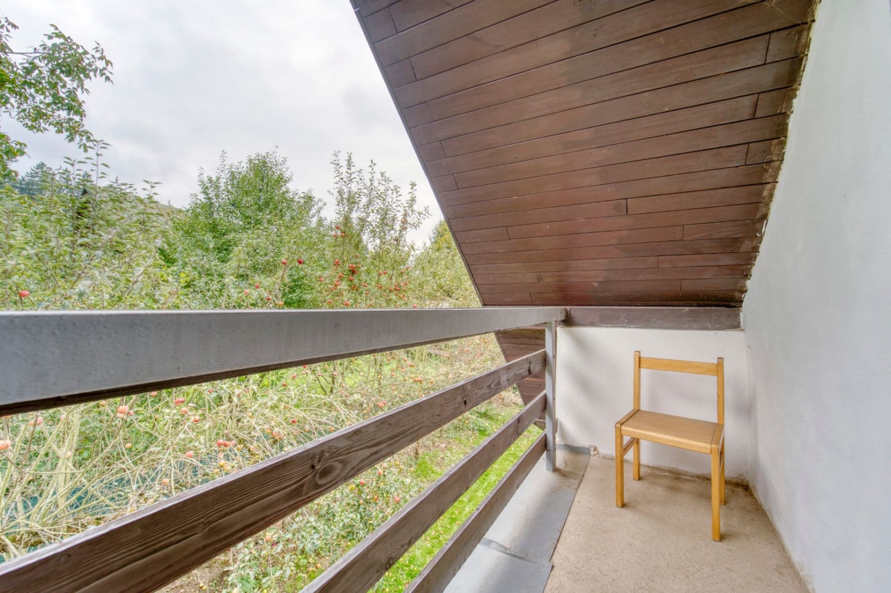 Predaj rekreačného objektu 51 m², pozemek 385 m², Psáry, Středočeský kraj Predaj rekreačného objektu 51 m², pozemek 385 m², Psáry, Středočeský kraj