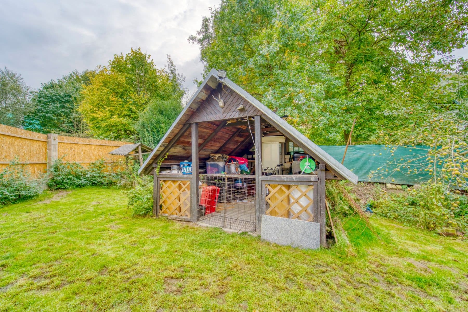 Predaj rekreačného objektu 51 m², pozemek 385 m², Psáry, Středočeský kraj Predaj rekreačného objektu 51 m², pozemek 385 m², Psáry, Středočeský kraj