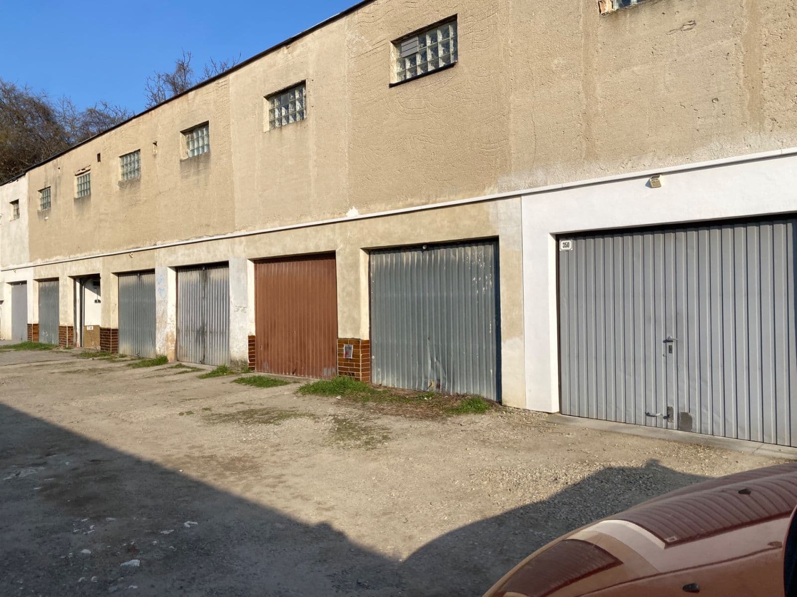 Predaj garáže 20 m², 22. dubna, Mikulov, Jihomoravský kraj Predaj garáže 20 m², 22. dubna, Mikulov, Jihomoravský kraj