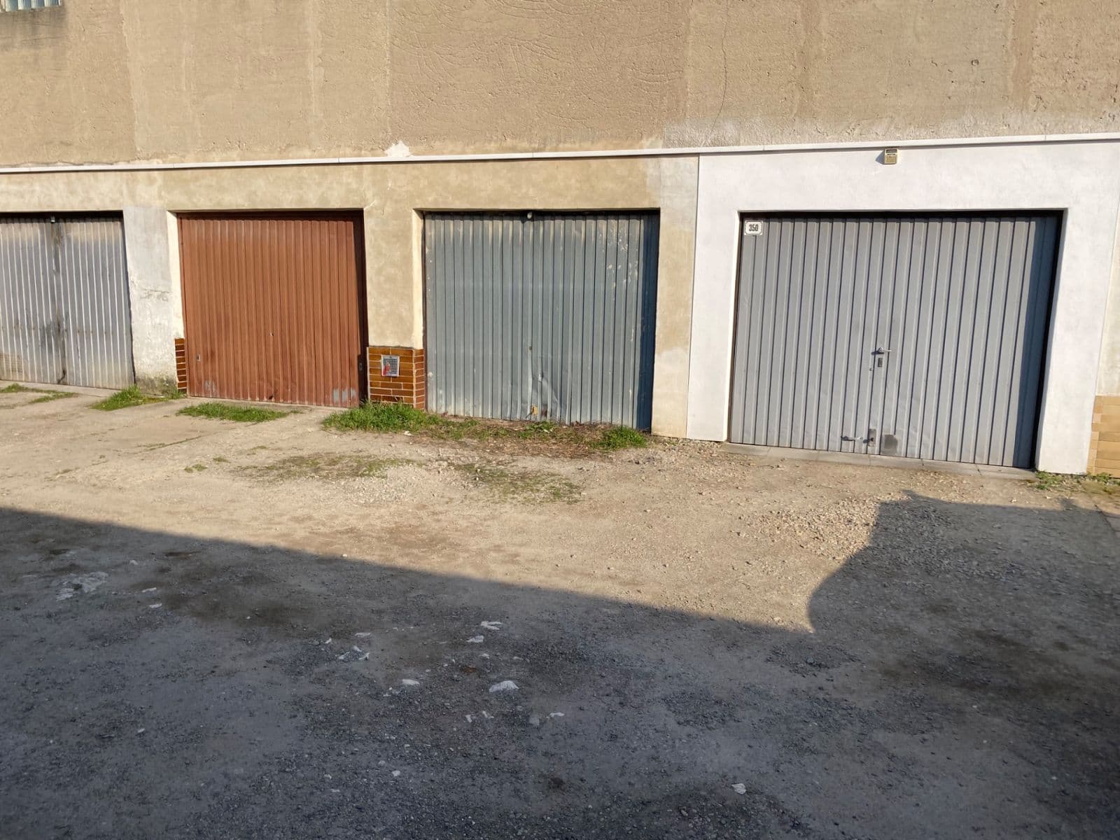 Predaj garáže 20 m², 22. dubna, Mikulov, Jihomoravský kraj Predaj garáže 20 m², 22. dubna, Mikulov, Jihomoravský kraj